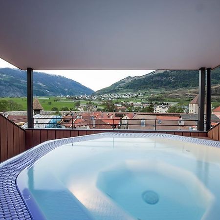 Hotel Gasthof Gruener Baum Glorenza Kültér fotó