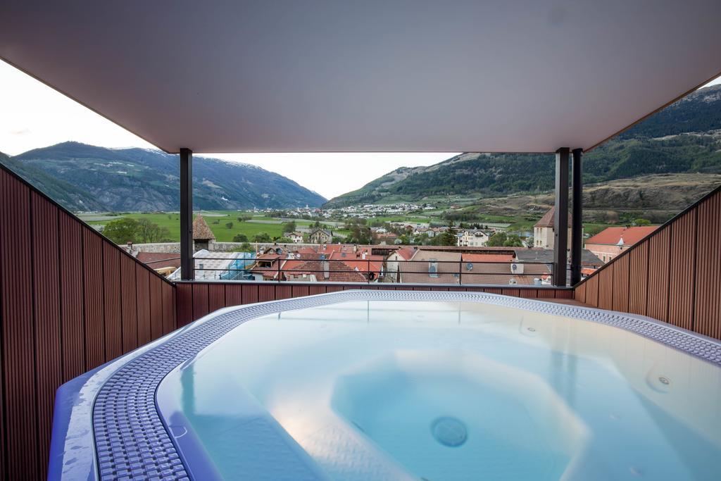 Hotel Gasthof Gruener Baum Glorenza Kültér fotó